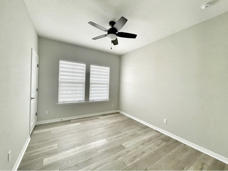 13718 Grunberg Ave - Photo 7 of 15