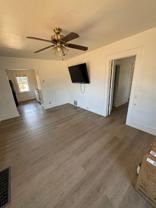 225 Se Vine Ln - Photo 1 of 1