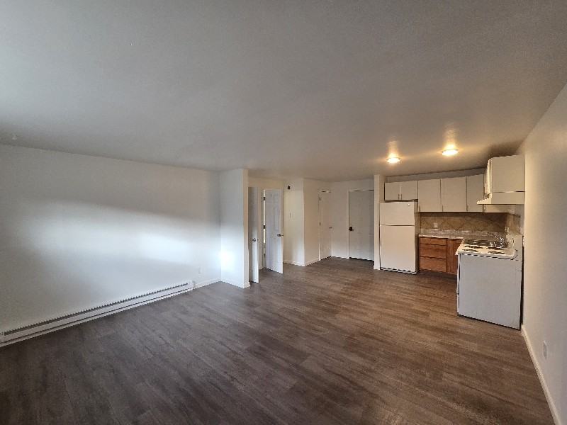 1312 E Wilson Ave #1 - Photo 6 of 12