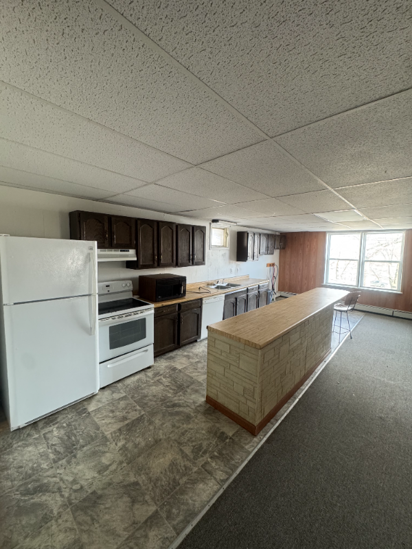 521 Main St #4 - Photo 2 of 7