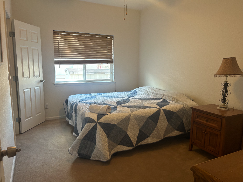 5335 Malta St - Photo 6 of 9