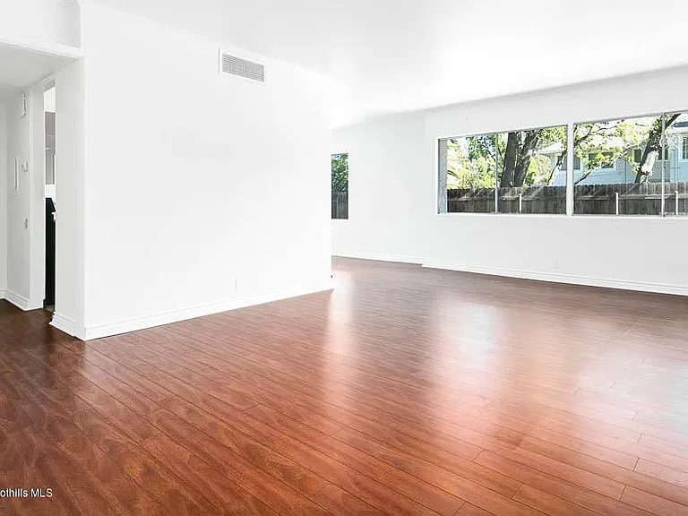 985 E California Blvd #103 - Photo 4 of 15