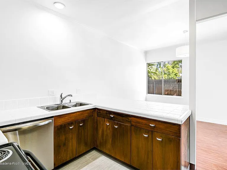 985 E California Blvd #103 - Photo 7 of 15