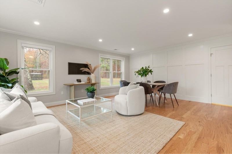 31 Barracks Rd - Photo 4 of 17