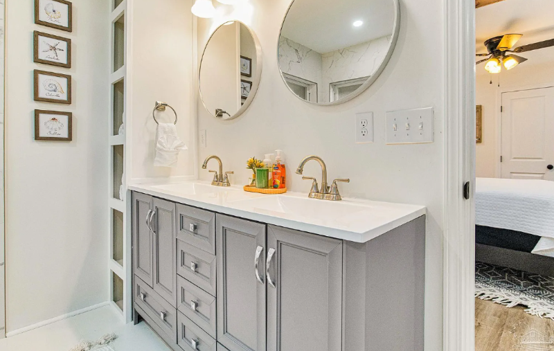 814 W Gonzalez St - Photo 3 of 13