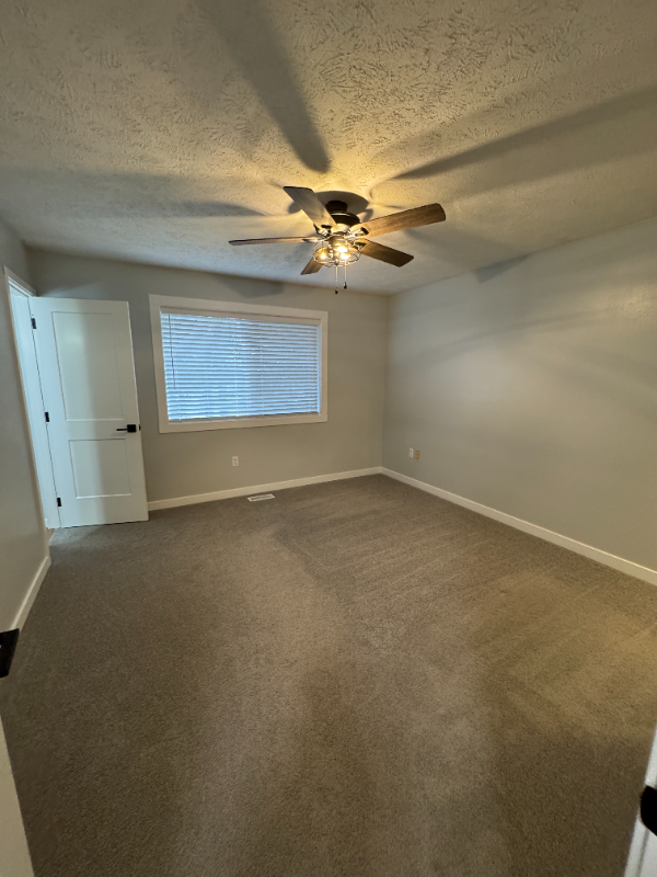 15607 N Sycamore St - Photo 7 of 15