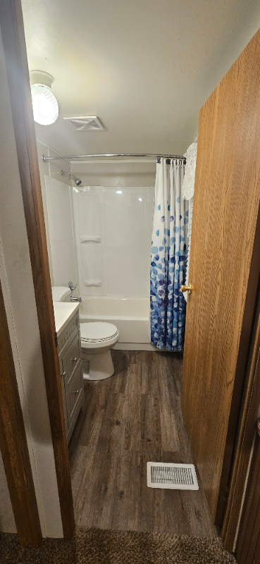 404 N Washington St - Photo 4 of 14