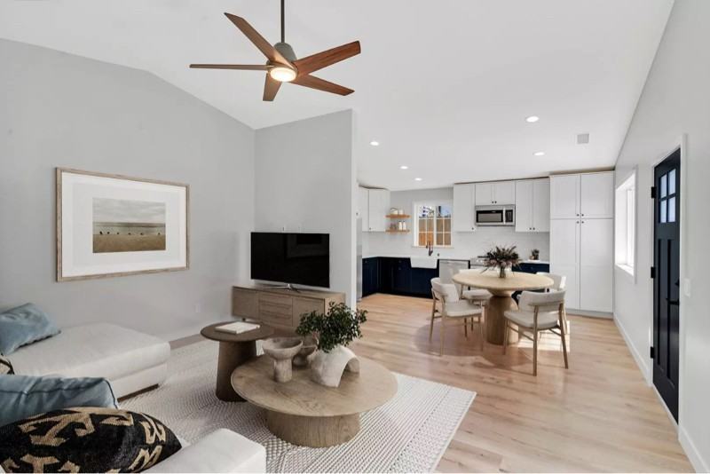 1304 Basswood Ave - Photo 5 of 16