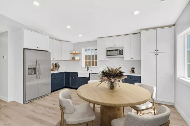 1304 Basswood Ave - Photo 7 of 16