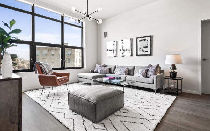 2477 N Milwaukee Ave - Photo 2 of 14