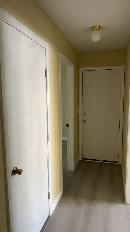 5421 Governor Cir - Photo 4 of 18