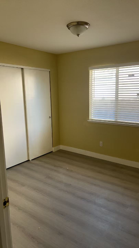 5421 Governor Cir - Photo 5 of 18