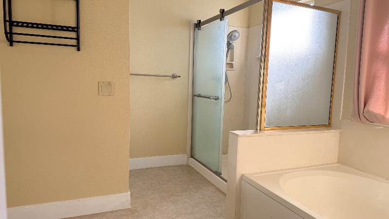 1169 Zumstein Ct - Photo 4 of 15