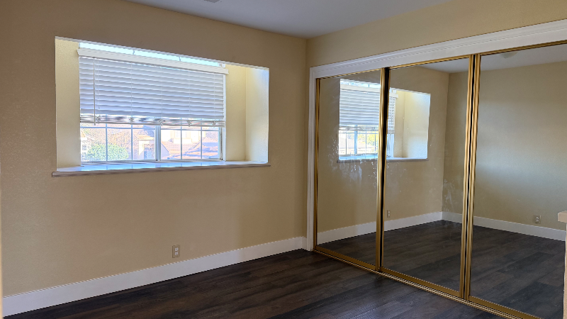 1169 Zumstein Ct - Photo 6 of 15