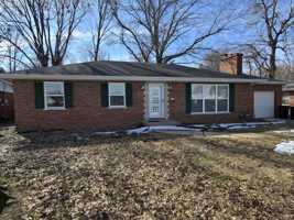 featured image of 6100 W Washington St