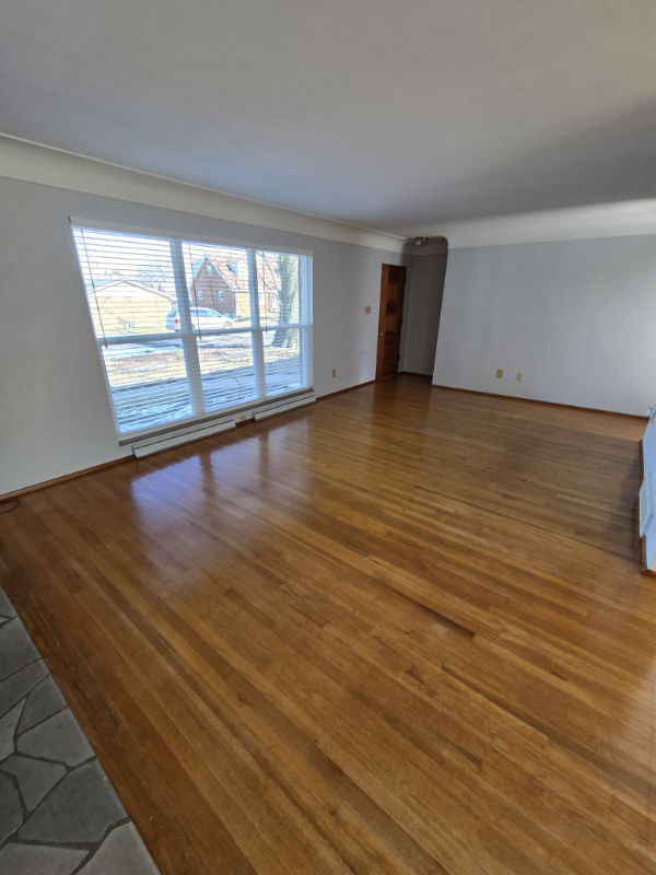 6100 W Washington St - Photo 3 of 13