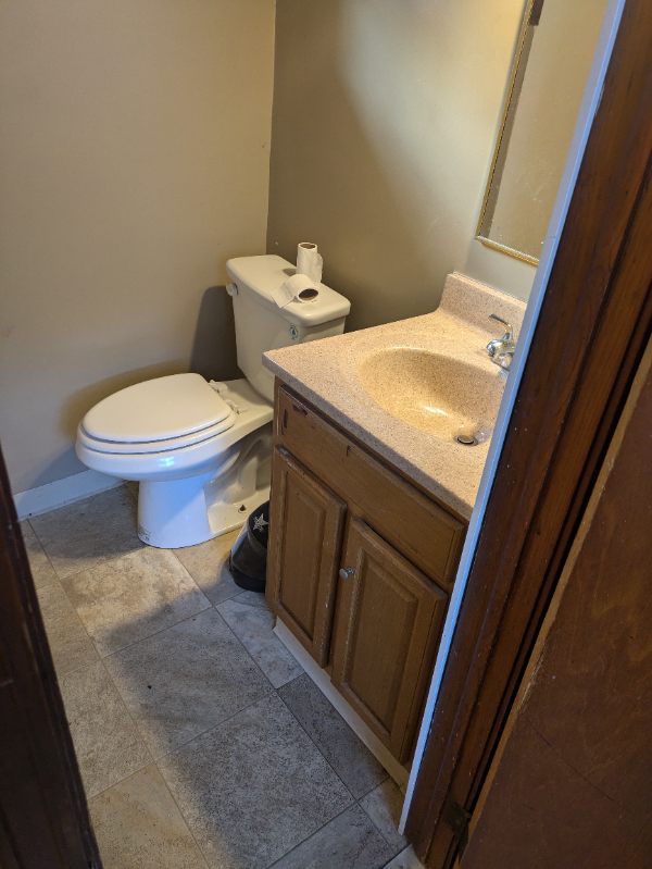 102 Pacific St #REAR - Photo 5 of 9