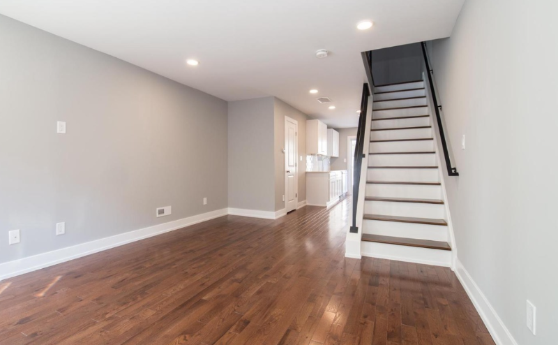 1513 S Woodstock St - Photo 6 of 15