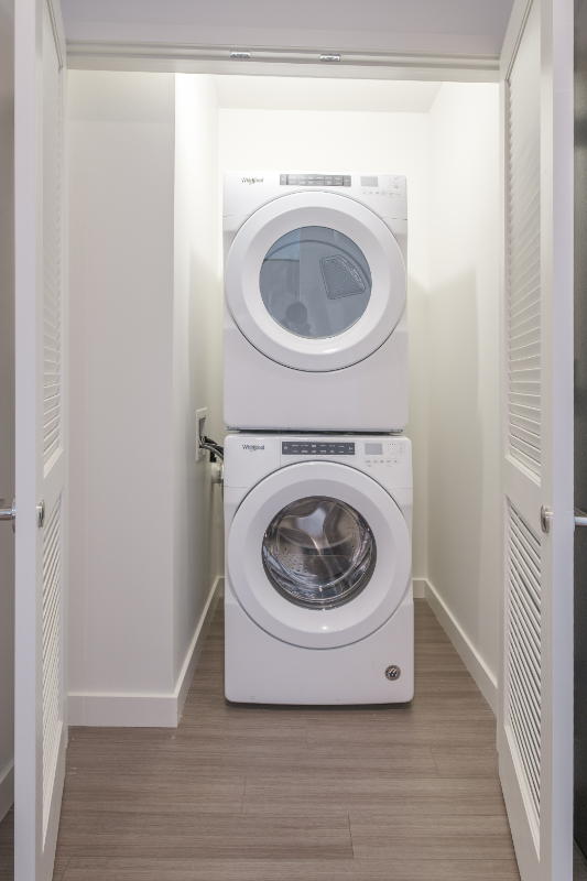 1215 S Indiana Ave - Photo 4 of 20