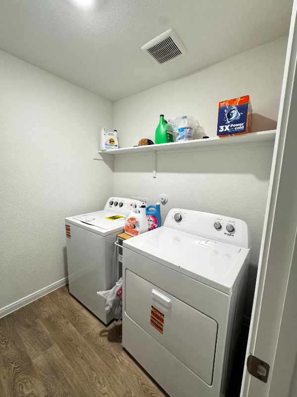 256 Las Lomas Dr - Photo 4 of 18