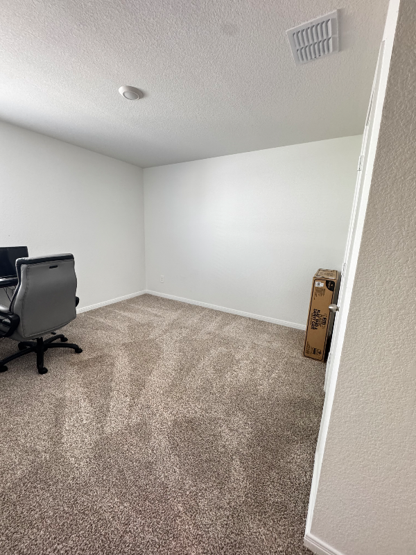 256 Las Lomas Dr - Photo 6 of 18