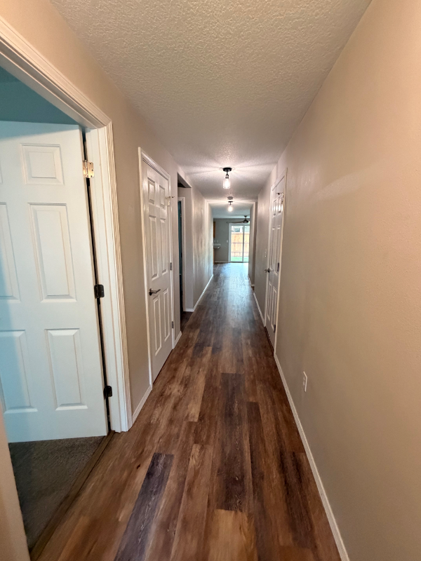 4028 Ne 166th Ave - Photo 3 of 17