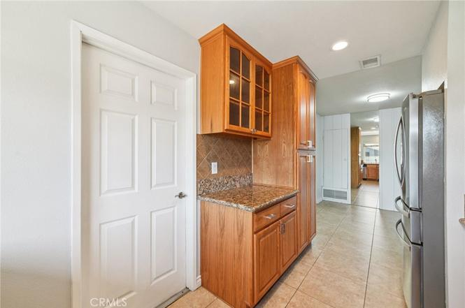 4710 Avenida Del Este - Photo 7 of 20