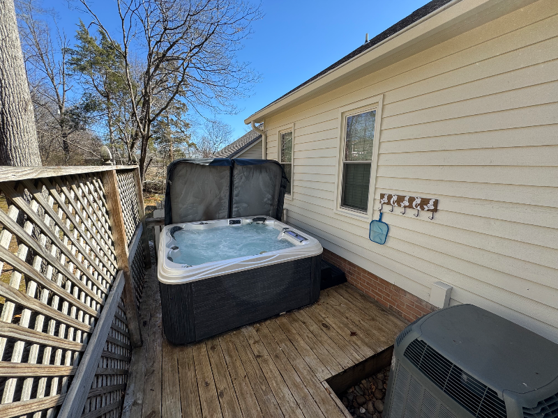 1112 Greywood Dr - Photo 2 of 18