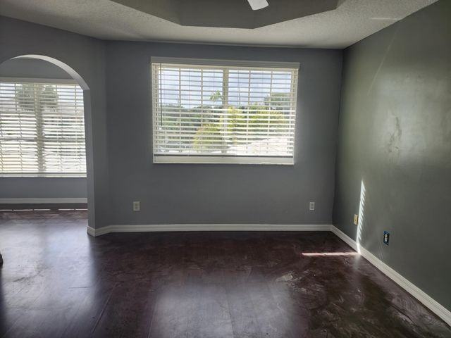 6909 Blue Skies Drive - Photo 5 of 6