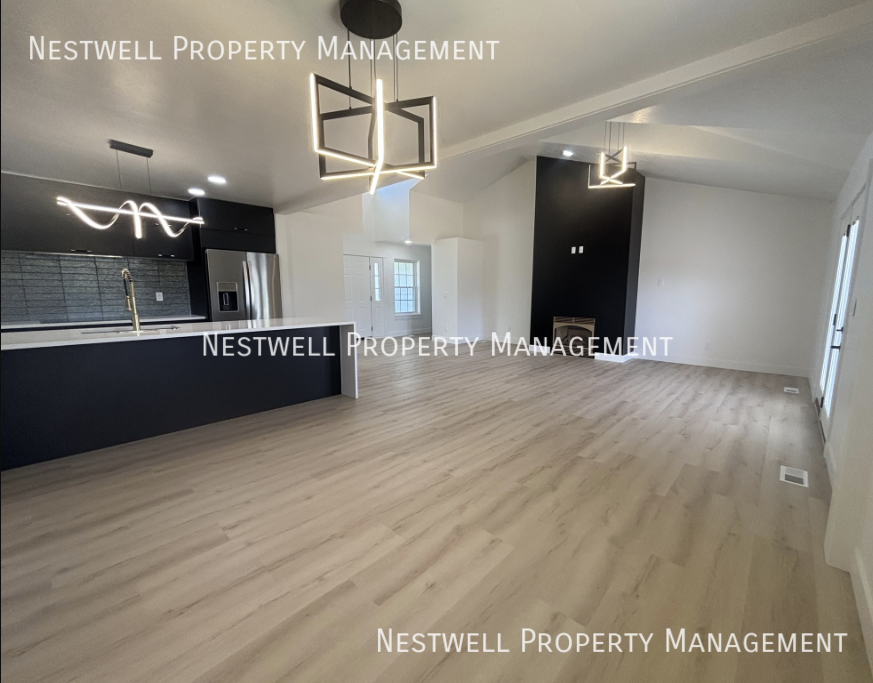 353 W Redberry Rd - Photo 5 of 50