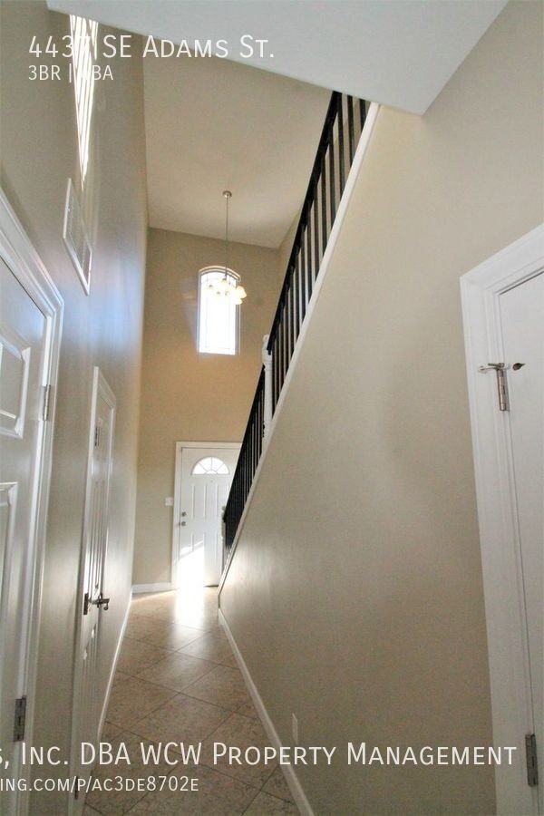 4437 Se Adams St - Photo 5 of 33