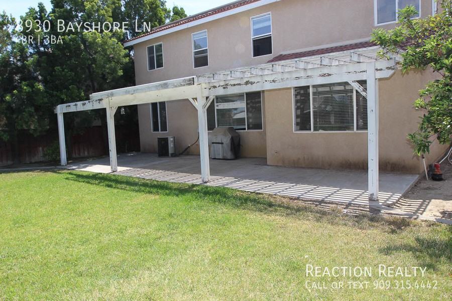 8930 Bayshore Ln - Photo 5 of 8