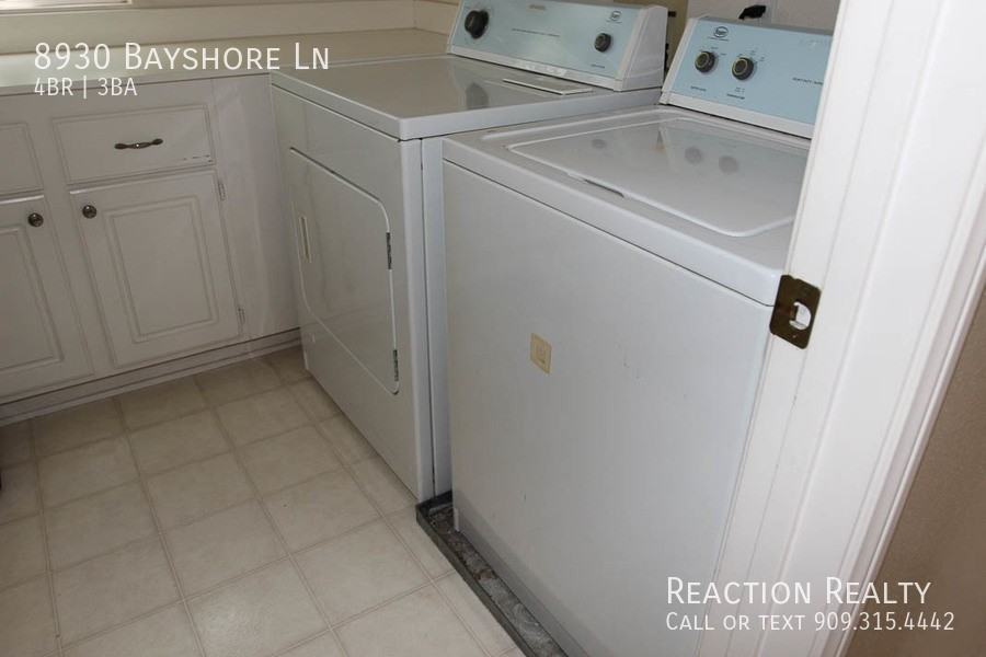 8930 Bayshore Ln - Photo 6 of 8