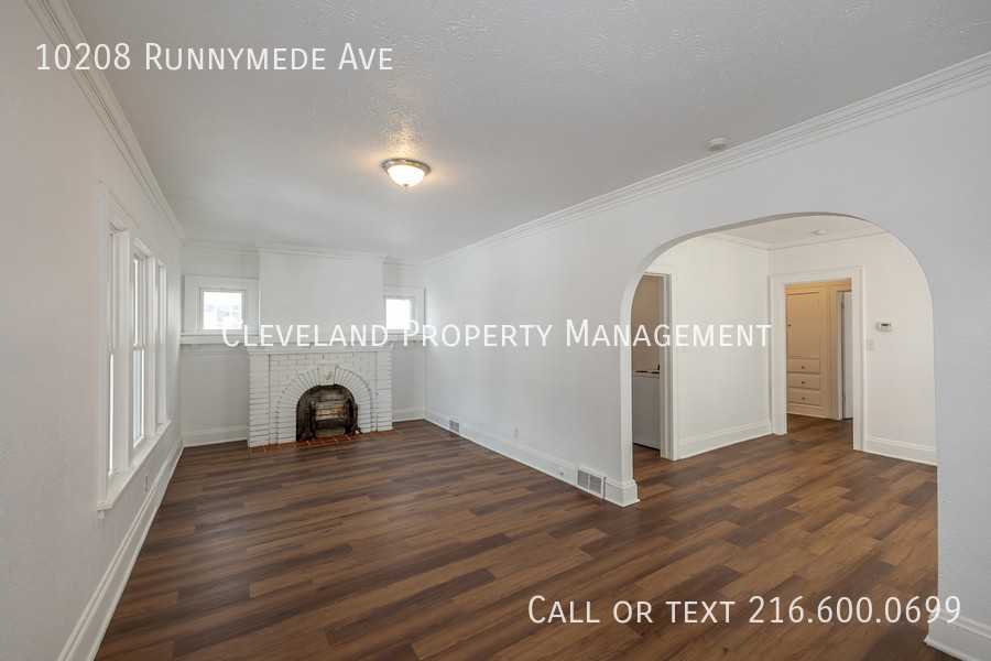 10208 Runnymede Ave - Photo 3 of 27