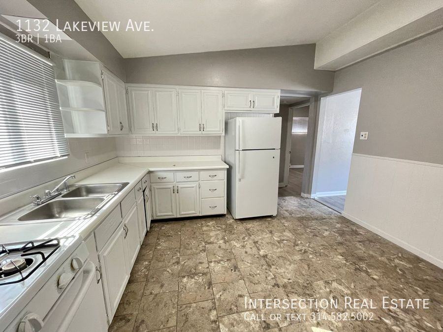 1132 Lakeview Ave - Photo 6 of 17