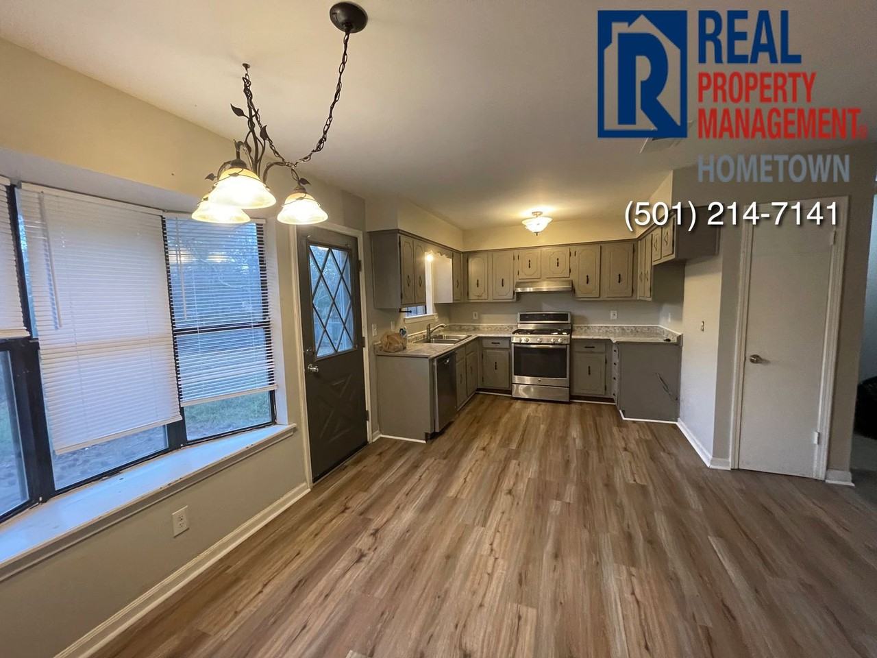 13601 Eagle Hawk Dr - Photo 2 of 12