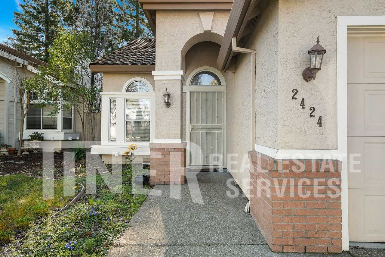 2424 Julliard Cir - Photo 6 of 23