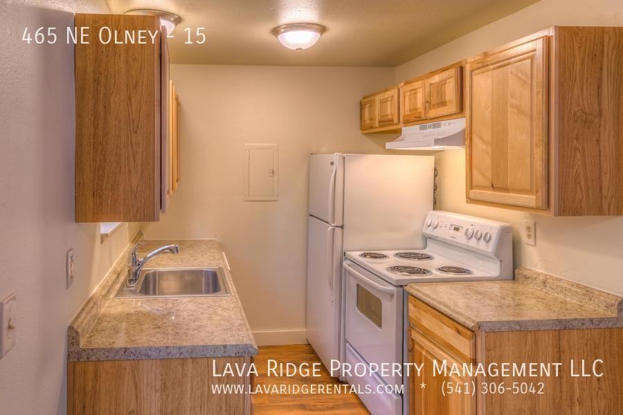 465 Ne Olney Ave #15 - Photo 5 of 9