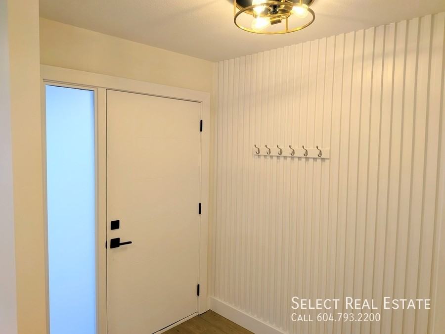 7580 Sapphire Dr - Photo 2 of 42