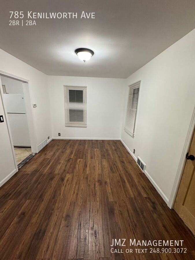 785 Kenilworth Ave - Photo 3 of 10