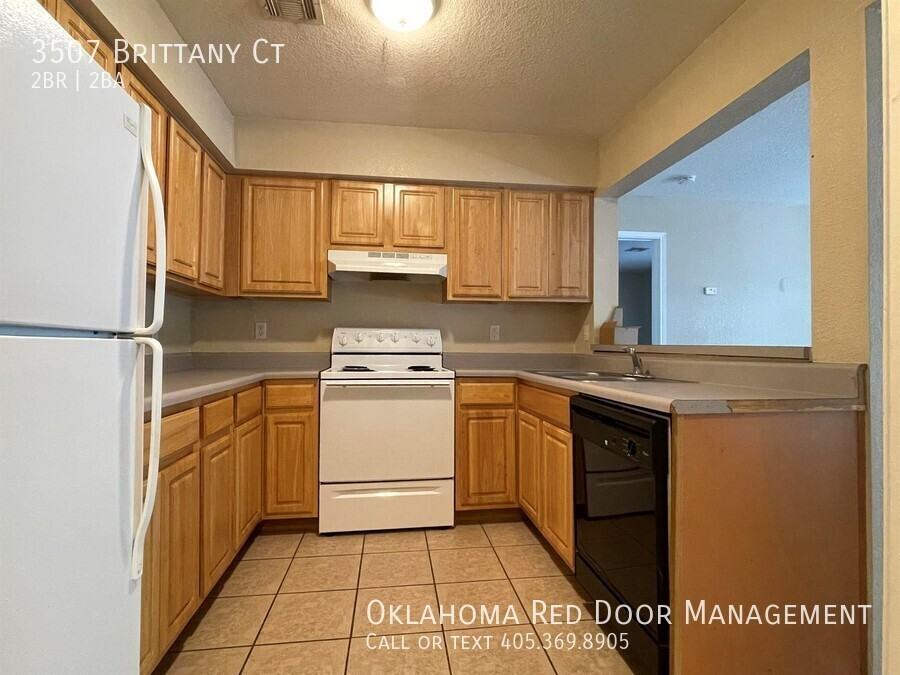 3507 Brittany Ct - Photo 3 of 20