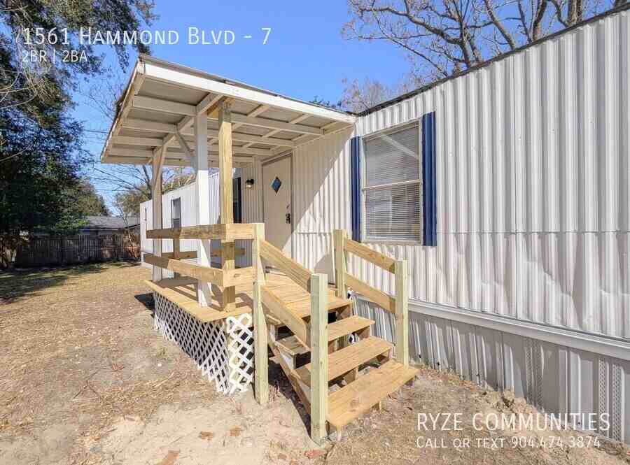 1561 Hammond Blvd #7 - Photo 4 of 17