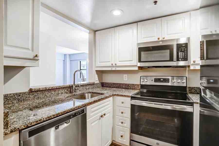 1727 R St Nw #301 - Photo 6 of 26