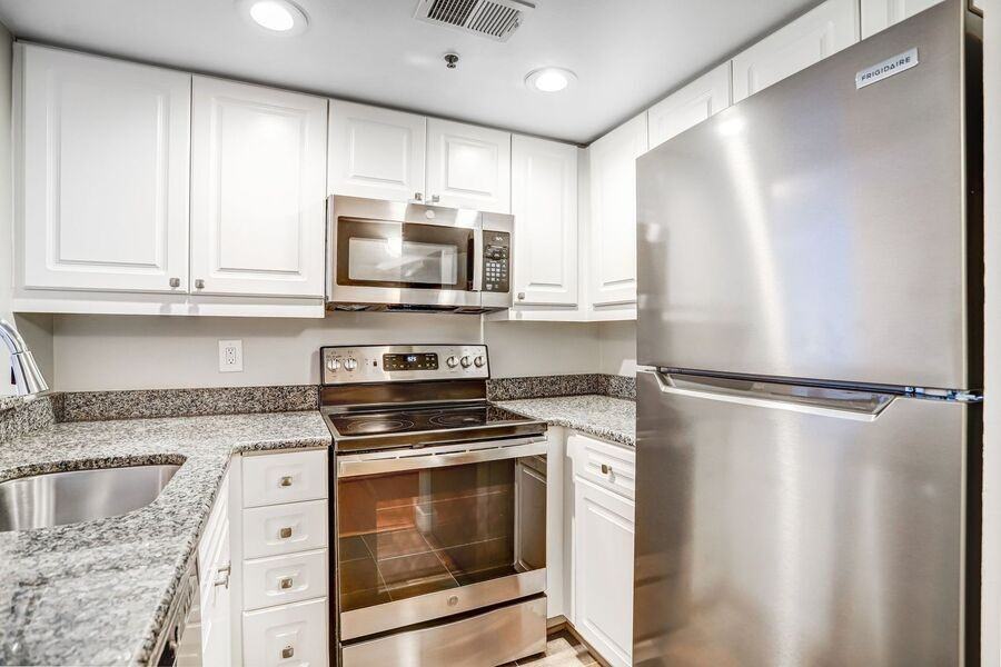 1727 R St Nw #301 - Photo 7 of 26