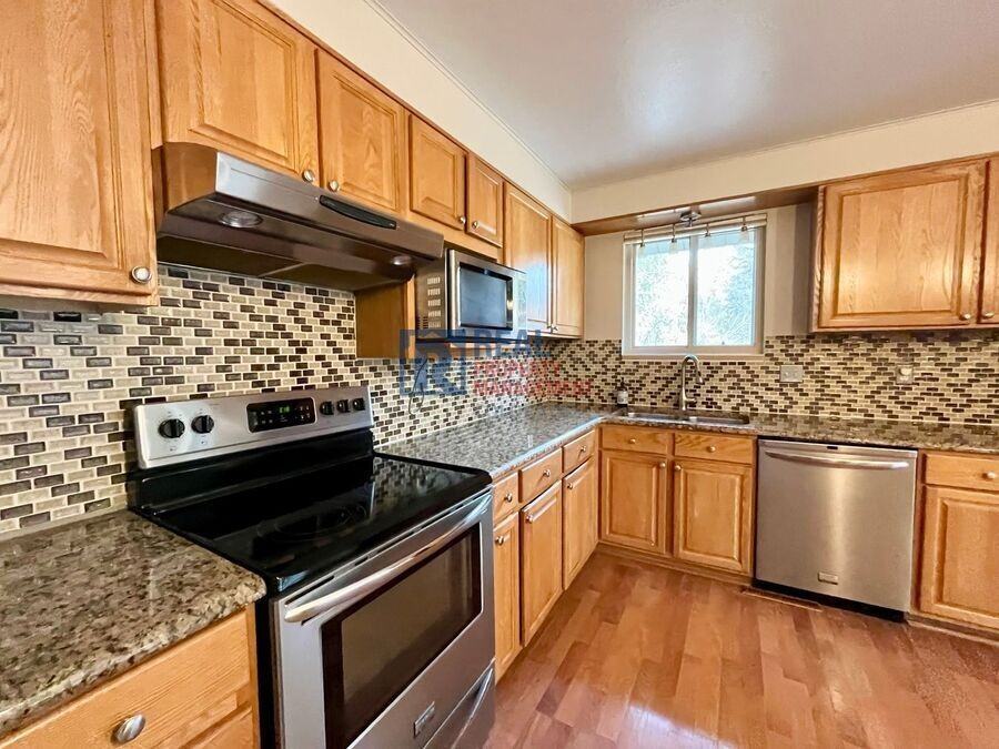 7074 S Willow St - Photo 6 of 19