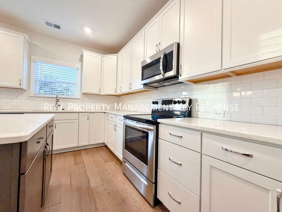 378 Triple Crown Cir - Photo 5 of 25