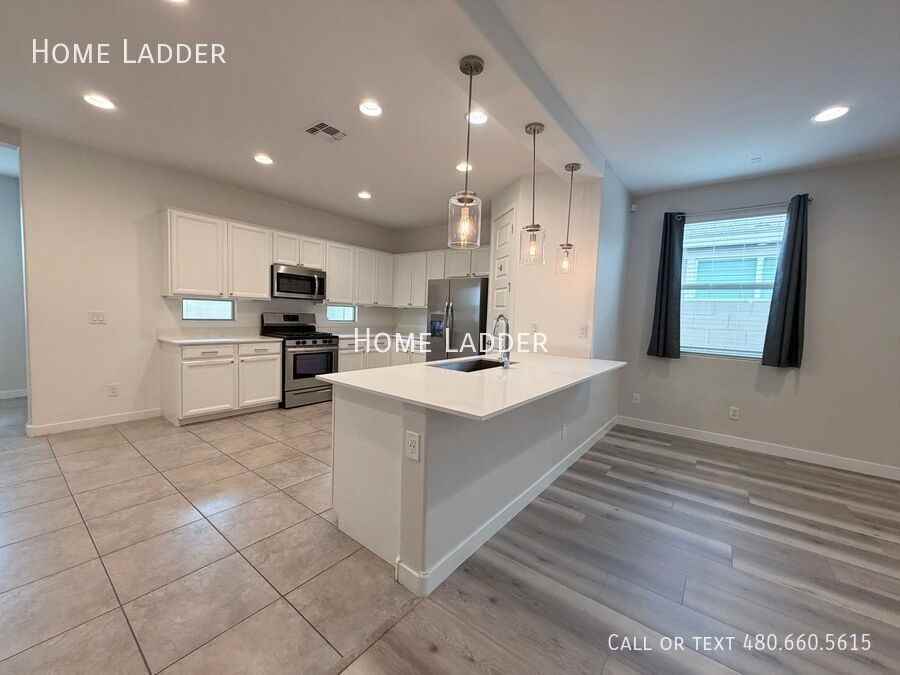 2881 E 27th Ave - Photo 6 of 24