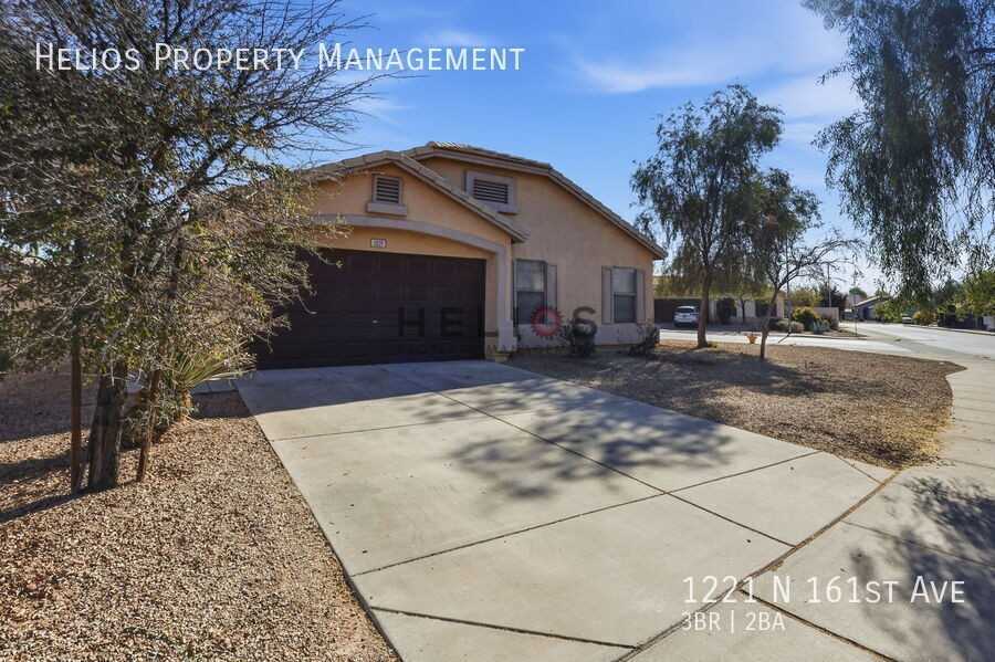 1221 N 161st Ave - Photo 4 of 26