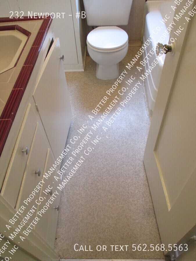 232 Newport Ave #B - Photo 7 of 10