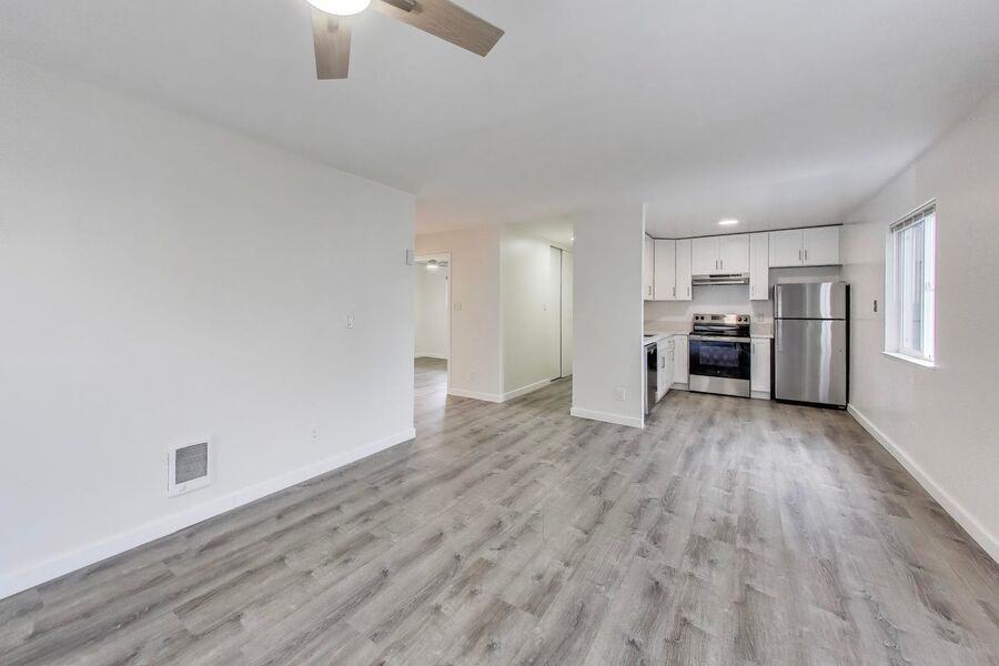 2820 Park Blvd #304 - Photo 3 of 20